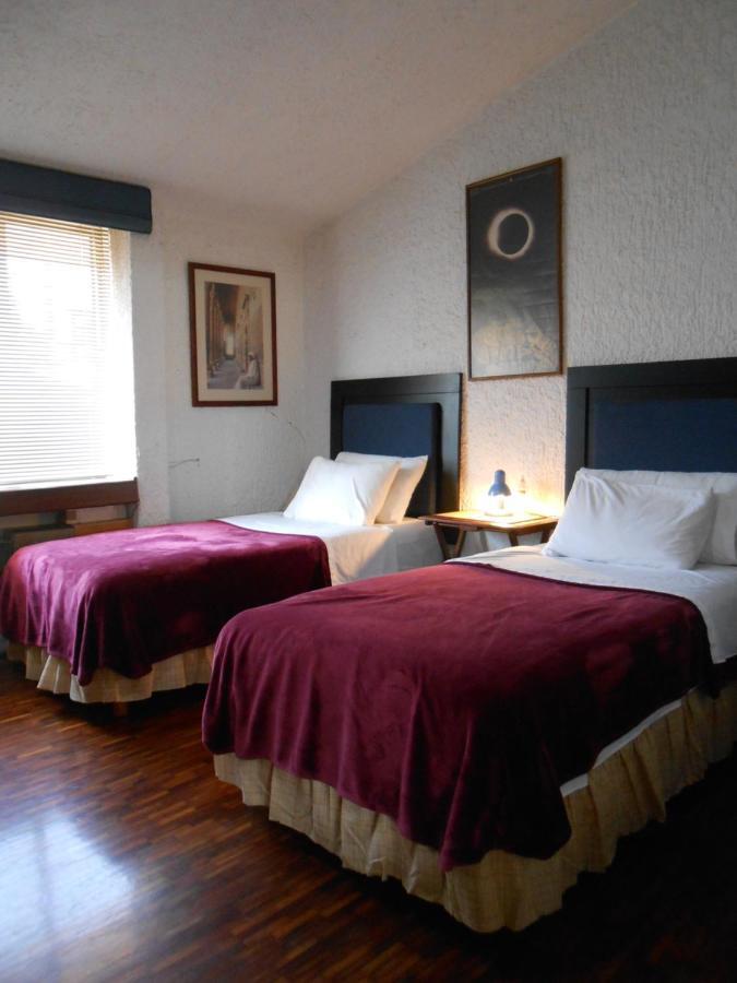 Amplia Cerca De Andares Homestay